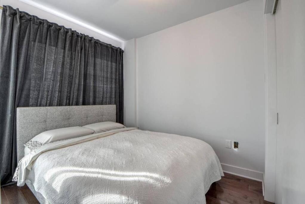 2 Bedroom Condo In The Heart Of The City Montréal Exterior foto